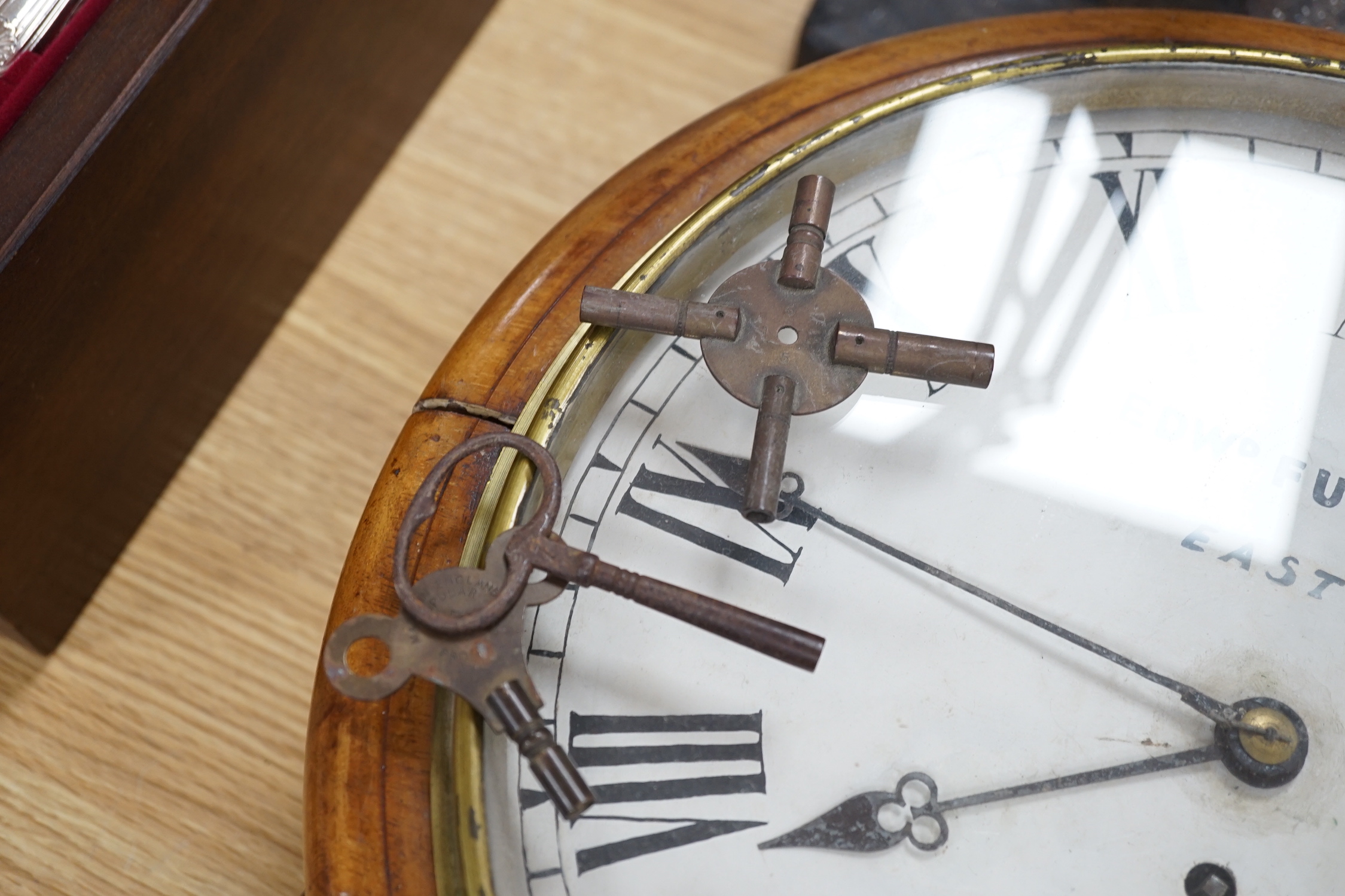 A mahogany single fusee wall timepiece, dial inscribed Edwd Funnell, Brighton, 36cm in diameter